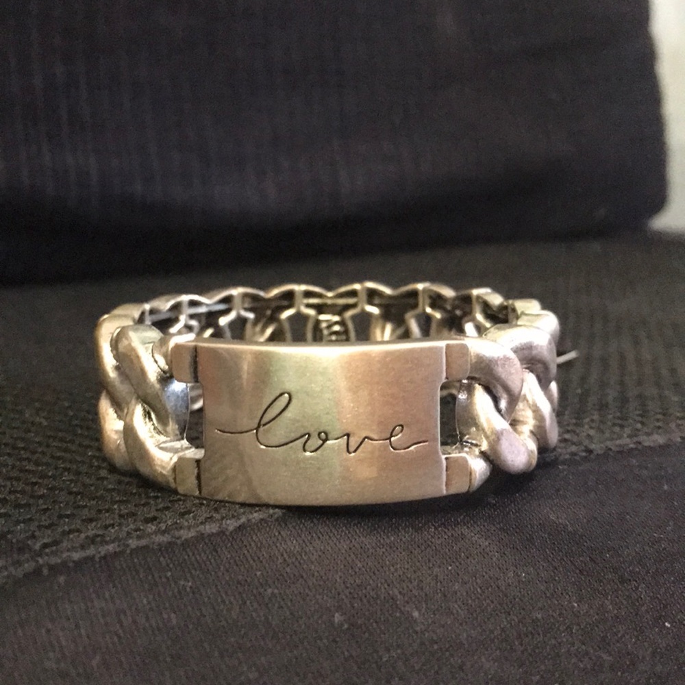 Bracelet